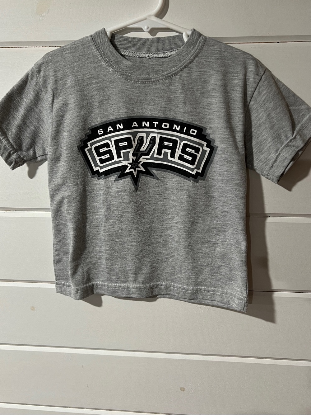 Vintage Vibes San Antonio Spurs Kids Gray Logo Tee XS